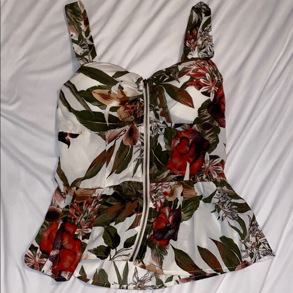 Floral Mind Code floral top.